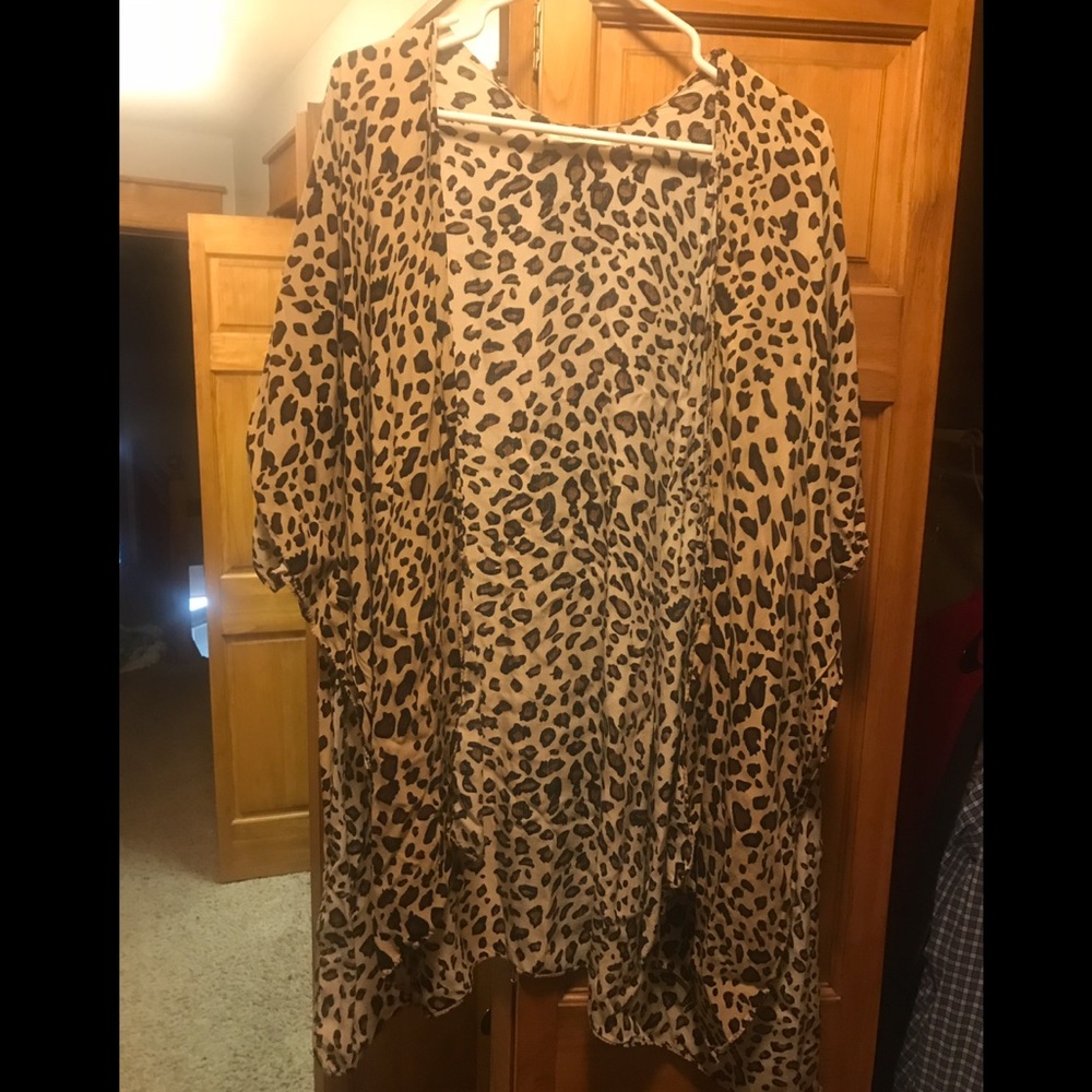 Cheetah kimono